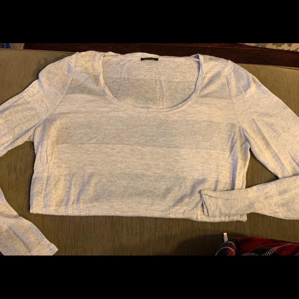 Long sleeve T-shirt like sweater